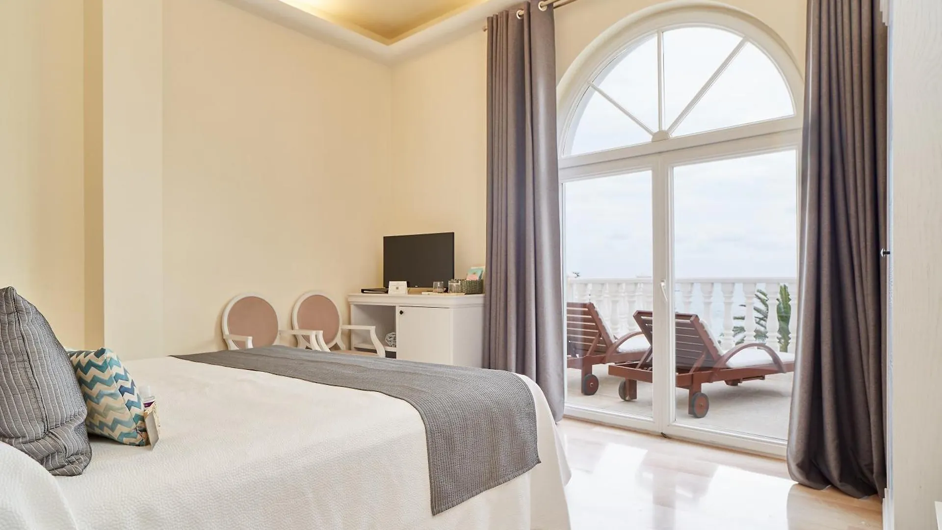 Grand Hotel Palladium Santa Eulalia Del Rio